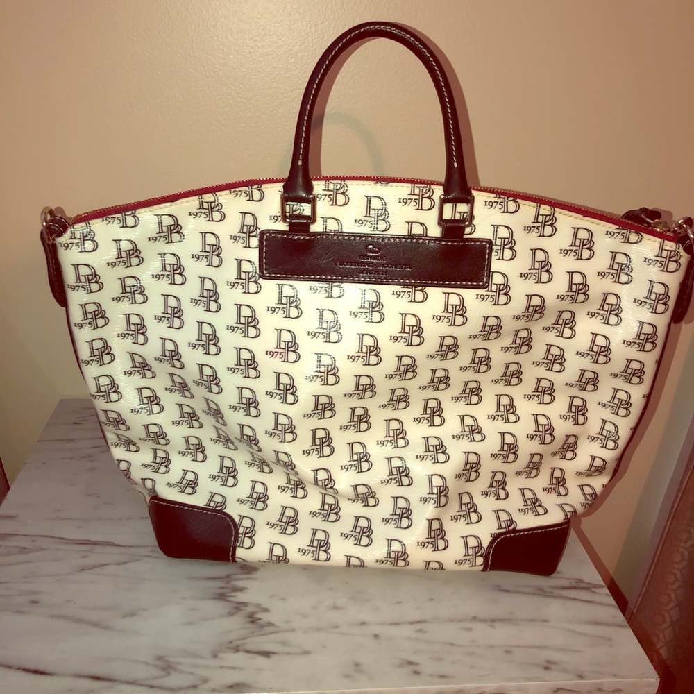 Large Dooney and Bourke Bag